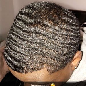 Meet your Posher, Alix